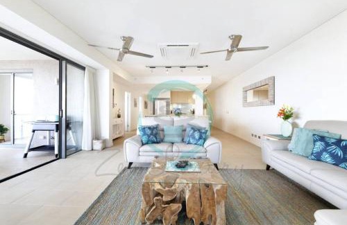 Darwin City Centre Apartment | ZEN POINT PENTHOUSE 3-BR Executive W/front Retreat