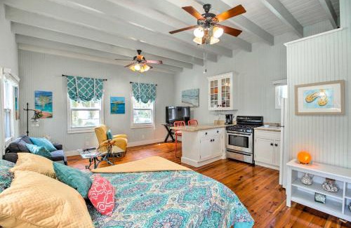 Delray Beach Apartment | Zen Studio with Pool and Tropical Bar by Atlantic Ave