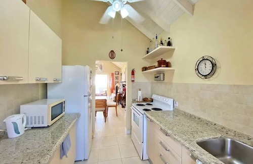 Apple Hall House | ZenBreak The Gem Summ