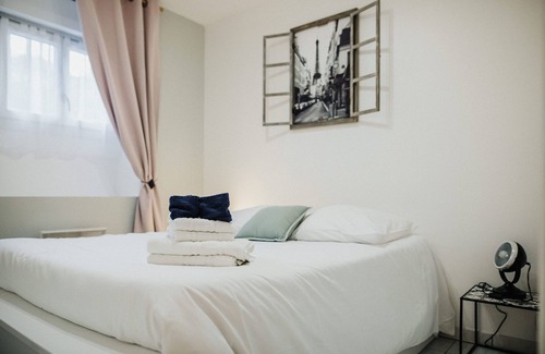 Cherbourg-en-Cotentin Apartment | Zenest ★Independent, Functional and Well Situated★