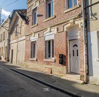Saint-Quentin Apartment | ZenkaSerenity 2- 3 min Gare-IUT-Centre, Tout confort