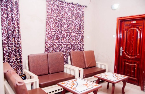 Ikotun House | Zenmof Royal Guest House