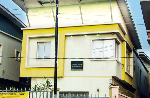 Ikotun House | Zenmof Royal Guest House