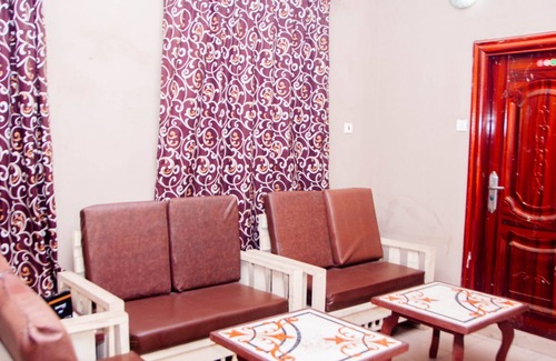 Ikotun House | Zenmof Royal Guest House
