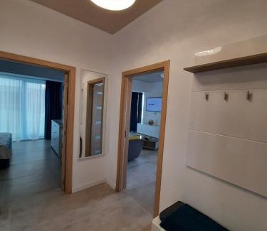 Mamaia-Sat Apartment | Zev-S10