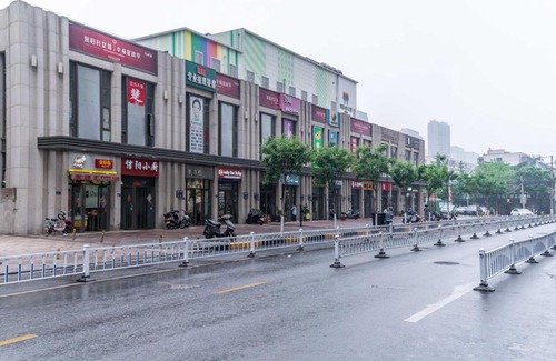 Erqi District Hotel | Zhengzhou Erqi · Erqi Wanda Complex ·