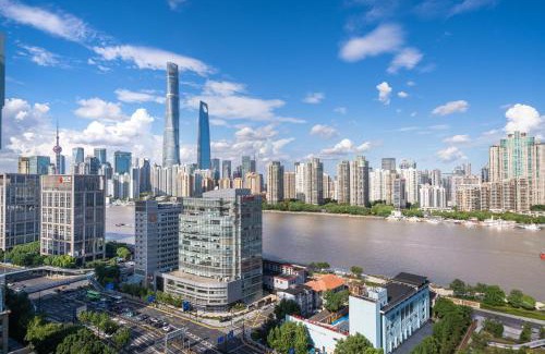 Huangpu Apartment | ZHome - HaiQi Garden - Four Bedroom Apartment on the Bund with Bund View