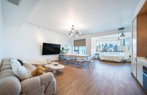 Huangpu Apartment | ZHome - HaiQi Garden - Four Bedroom Apartment on the Bund with Bund View