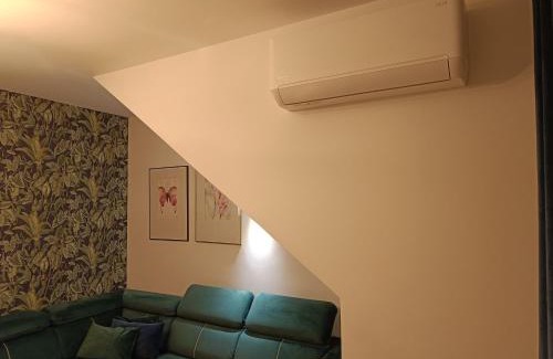 Zotow Apartment | Zielony apartament z widokiem na jezioro