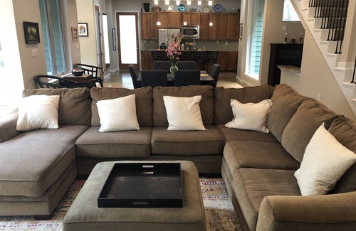 Barton Heights House | Zilker Park, walk to restaurants heated pool, large house!