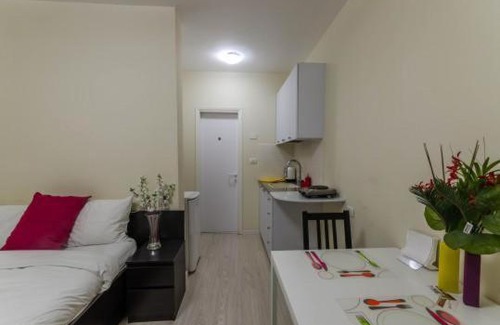 Kfar Sava House | Zimmer Ba'Ir