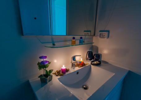 Kfar Sava House | Zimmer Ba'Ir