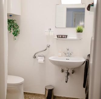 Eggenberg Bed & Breakfast | zimmer-graz