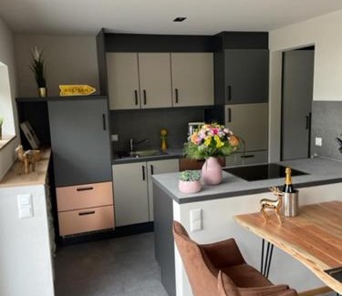 Mutzenich Apartment | Zimmermanns 1