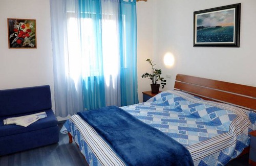 Rovinj Apartment | Zinka (HVBMS6C)