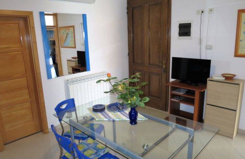 Rovinj Apartment | Zinka (HVBMS6C)