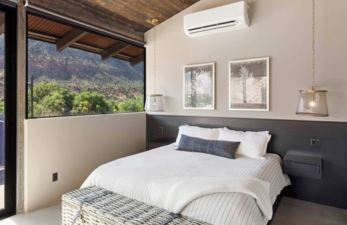Zion National Park South Entrance Apartment | Zion loft | Canyon Views | Unit 1