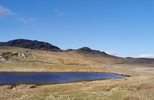 Manod House | Zipworld Waterfalls Eryri Dogs Welcome 3 Bed sleeps 5