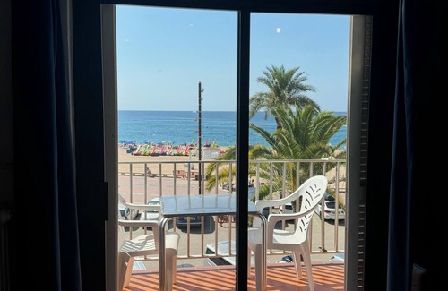 Lloret Town Center Apartment | ZODIAC AB 2C PRIMERA LINEA DEL MAR