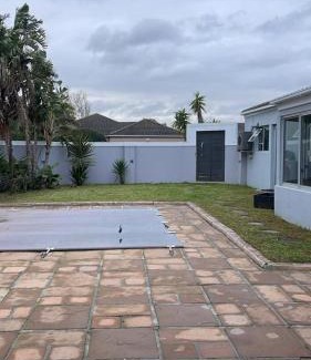 Parklands House | Zoe & Saint