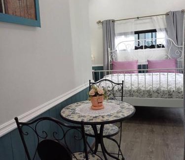 Bang Bua Thong Bed & Breakfast | Zoom Garden Home