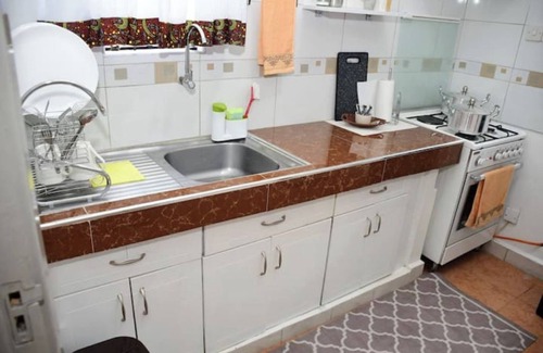 Mbotela House | Zoya, 2Bed/rm Standalone Hse+Homeoffice, near JKIA