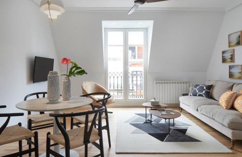 San Sebastian Centro Apartment | Zubieta Playa 3 by FeelFree Rentals