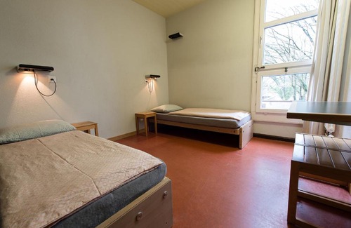 District 2 Hostel | Zurich Youth Hostel - Private Rooms