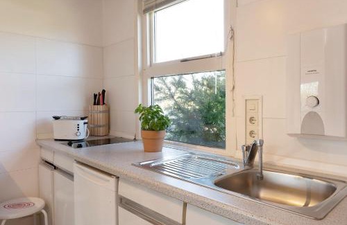 Lensterstrand Apartment | Zwergenhaus mit Meeresrauschen