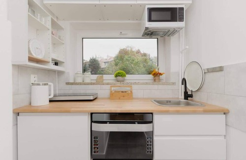 Saska Kepa Apartment | Zwycięzców 4B | Colorful Studio | Near PGE