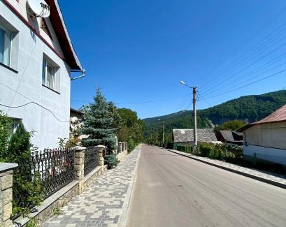 Yaremche House | Zyma_Lito Guest House