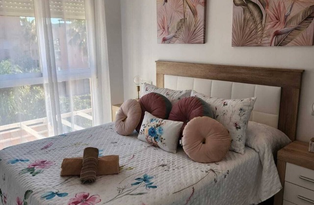 Con Piscina Privada Primera Línea 