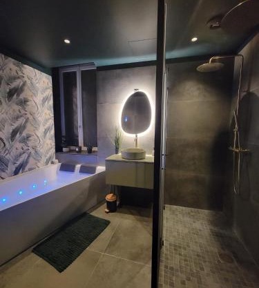 Évasion Sauvage Love Room