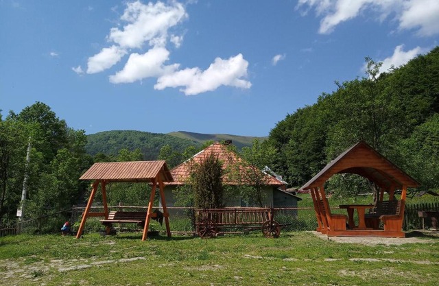 Верховинський котедж