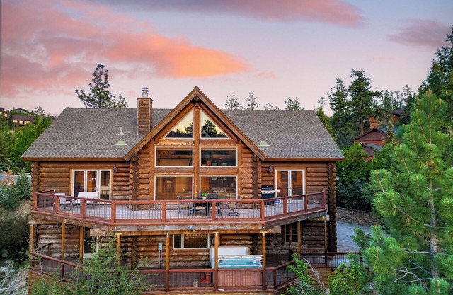 0.5mi to the Lake, Deck w/Views, Poker Table | Eagle Ridge Retreat by AvantStay