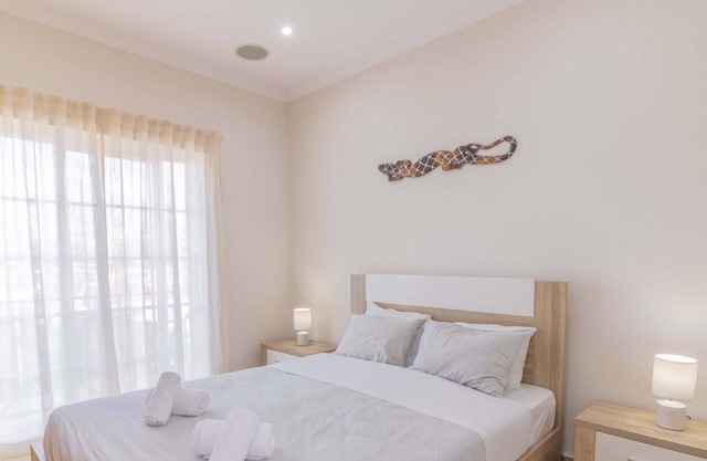 #013 Oliveira by Home Holidays