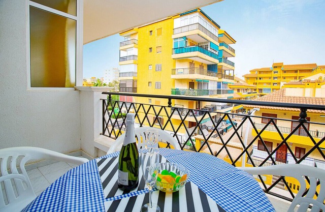 020 Lovely Studio - Alicante Holiday