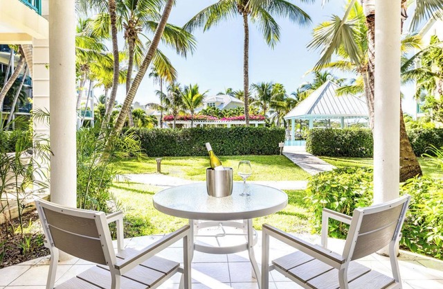 1 Bdrm Pool & Garden View at The Yacht Club D3