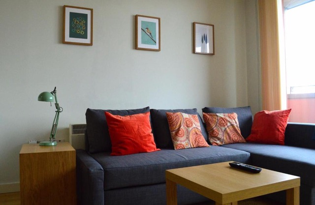 1 Bed Apartment with City Views