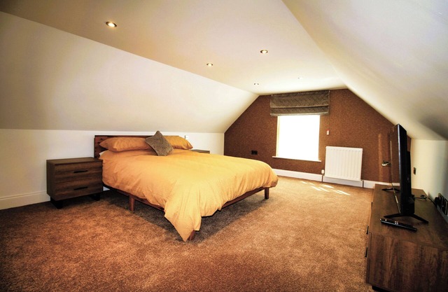 1 Bed Cottage - Plus Sofa Bed - Sleeps 4 - Pets