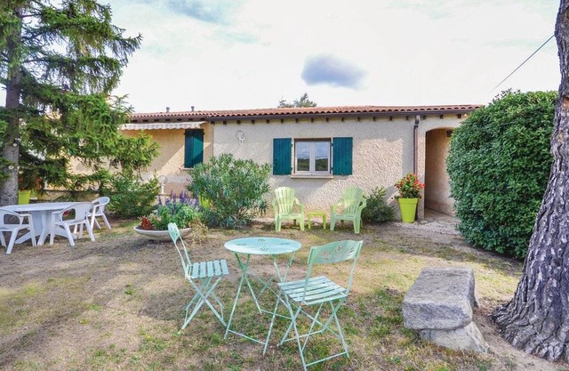 1 bedroom accommodation in Visan