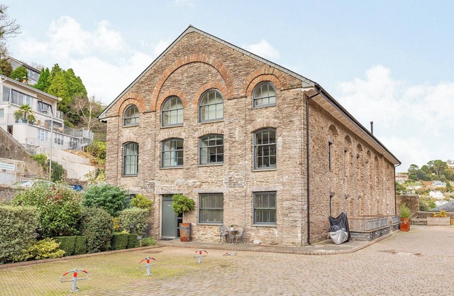 1 bedroom accommodation in Dartmouth
