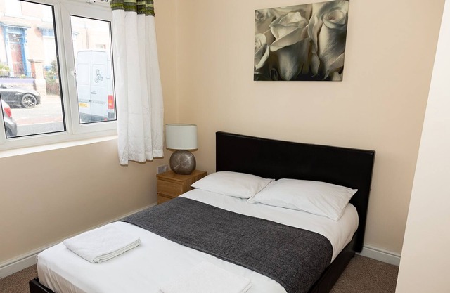 1 Bedroom-Apartment - Alexander Apartments