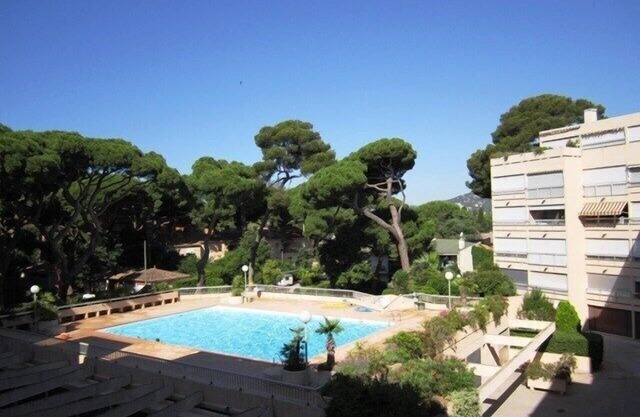 1-bedroom apartment for 4 people in a residence with a pool - Hyères Port