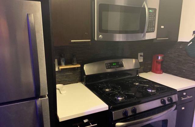 1-bedroom apartment just a short walk to Gramercy Park