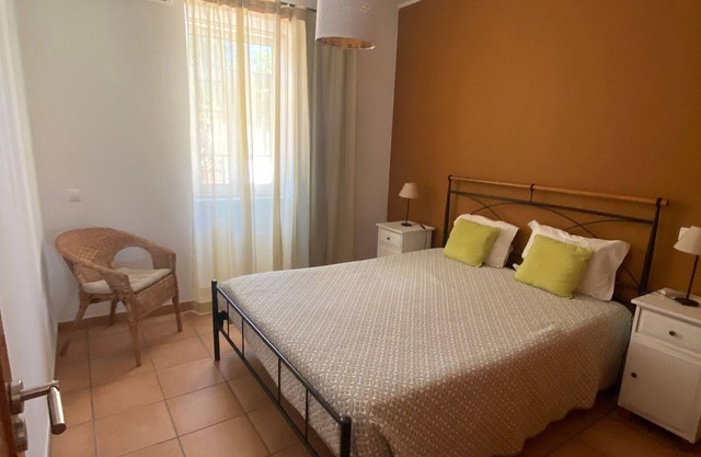 1-Bedroom Apt. (2+2) Oliveira - Pool View