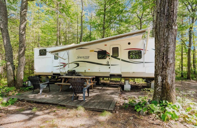 1-bedroom Camper Trailer Cottage #3