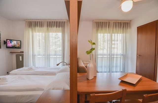 1 bedroom(s) Studio near Arco