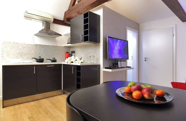 1-bedroom VILLA MEDICI 32