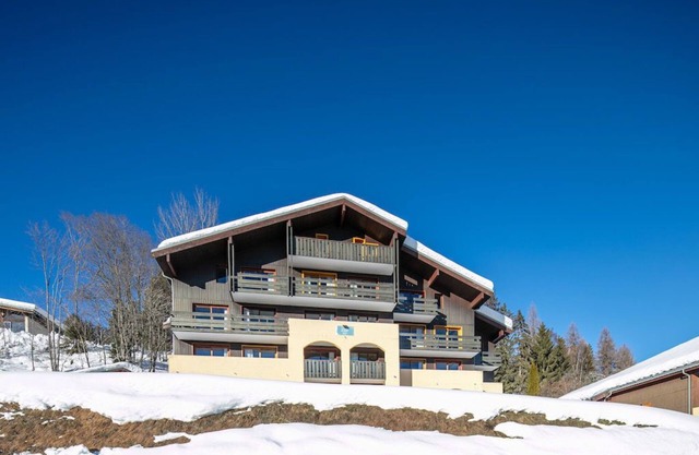 1 BR Apt | Scenic Living in Valmorel | Sleeps 6!